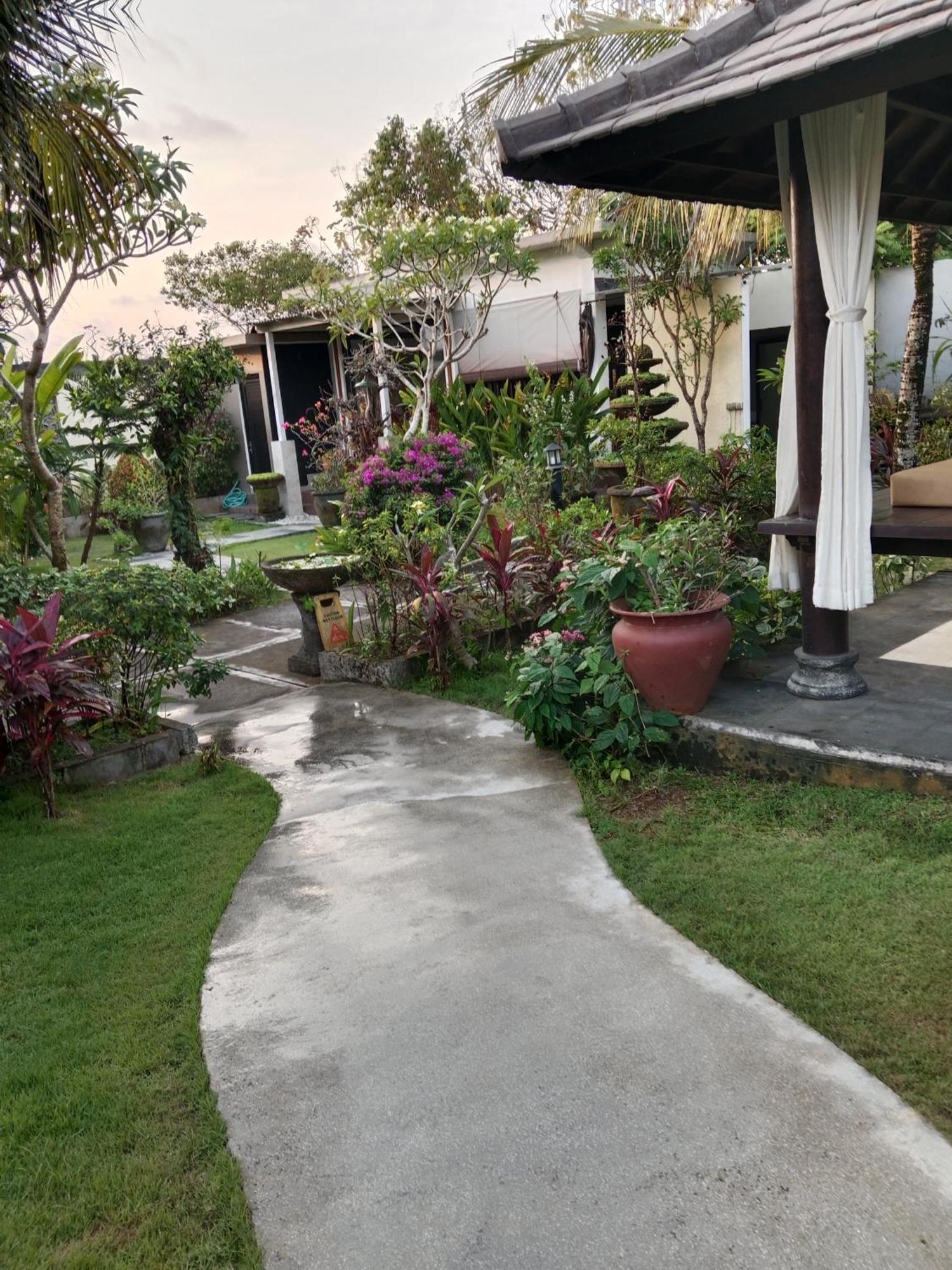 เดอะ มัวยา วิลลา Villa จิมบาราน ภายนอก รูปภาพ